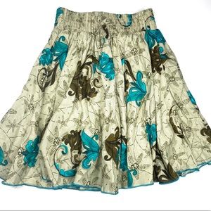 Unique color combination skirt. Flowy & light.